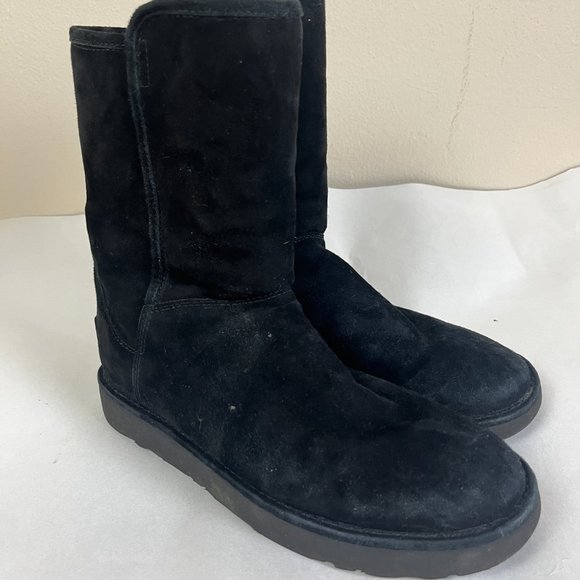 UGG Australia Celvin Black Water-Resistant Women's Boots US 8 Suede Shearling - Picture 4 of 8